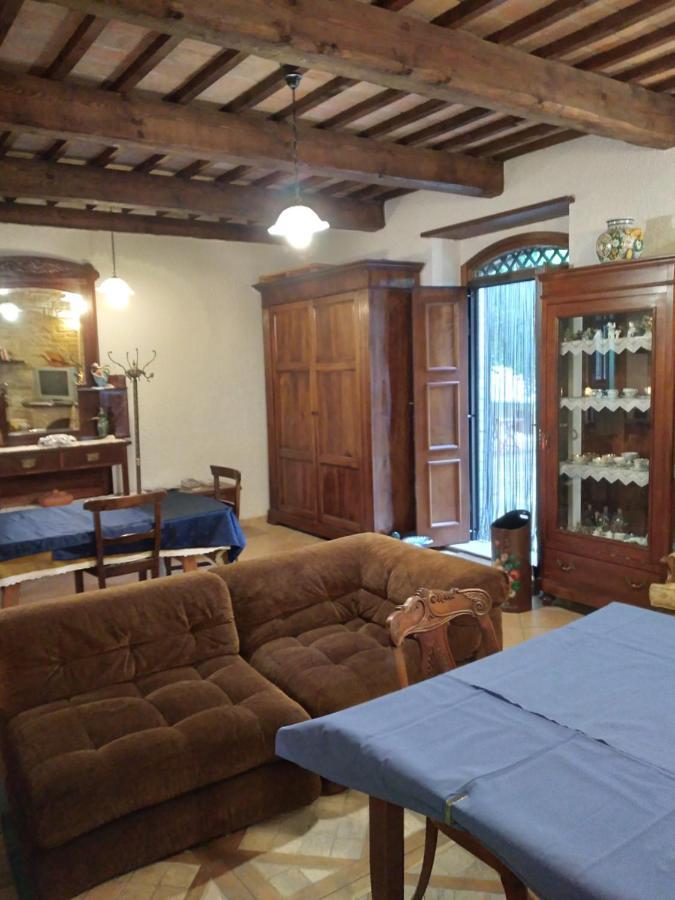 Casale Giuncheto Bauernhof Pilonico Paterno